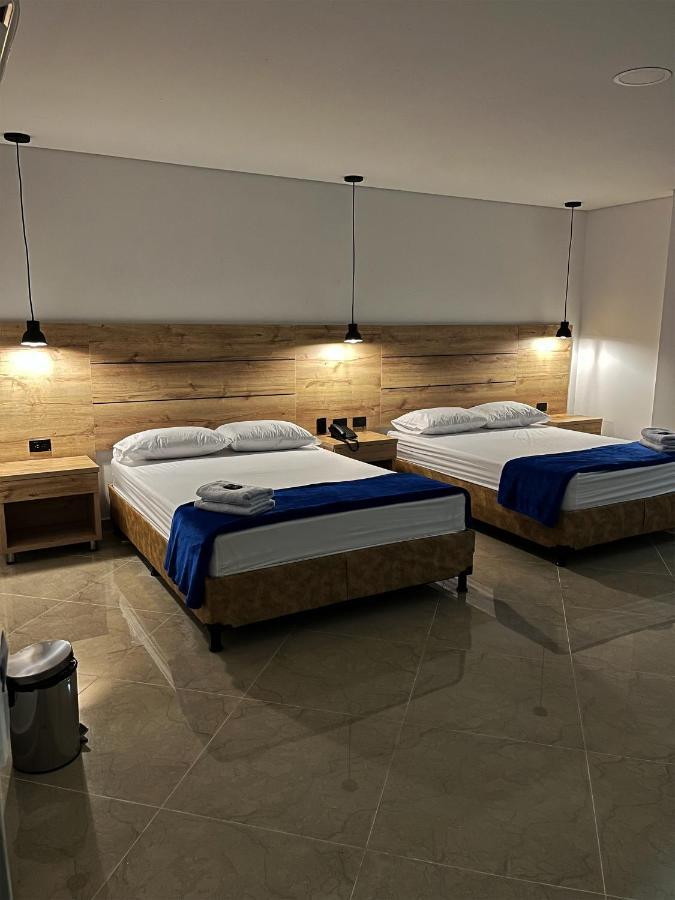 Hotel California City Medellín Eksteriør billede