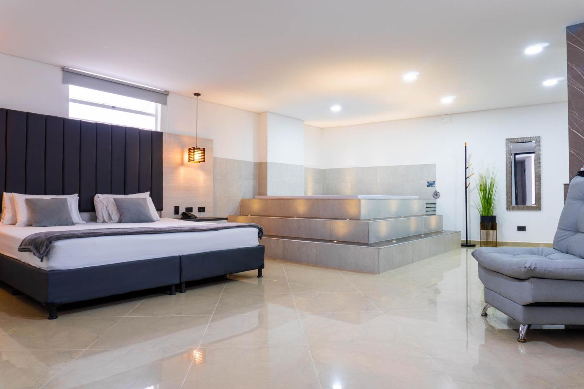 Hotel California City Medellín Eksteriør billede